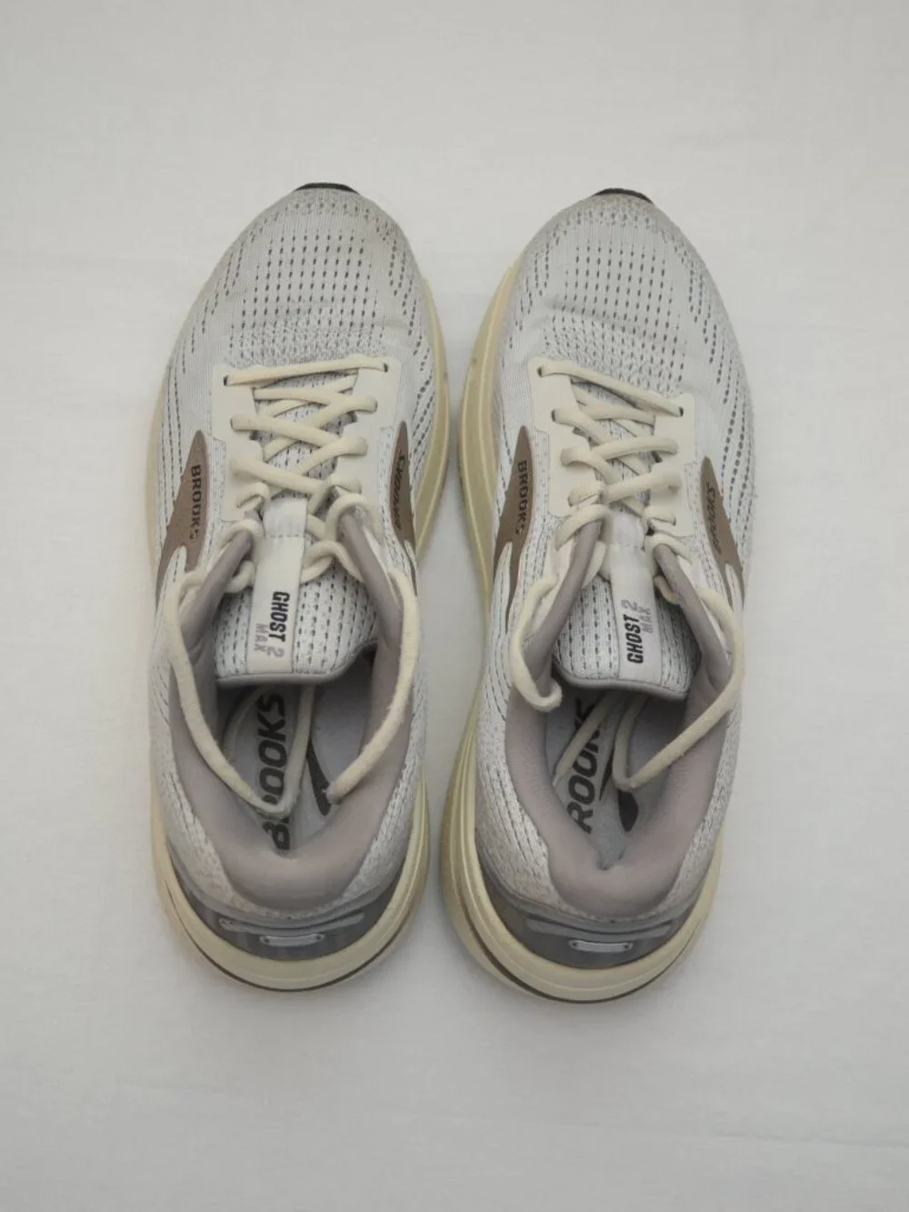 Brooks Ghost Max 2 Men's Size 11